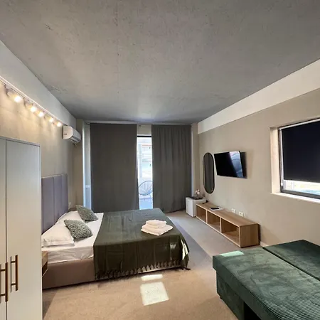 بيت ضيافة Bella Studio-only Adults 3*
